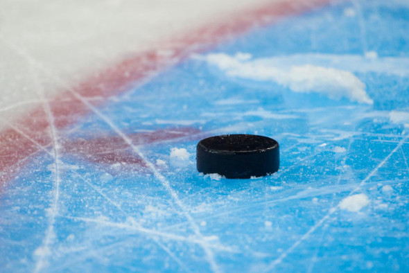 Россия победила Беларусь в 1/4 финала юниорского чемпионата мира по хоккею