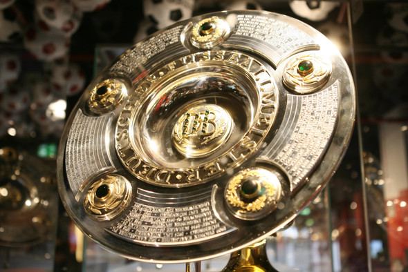 «Бавария» в девятый раз подряд стала чемпионом Германии 