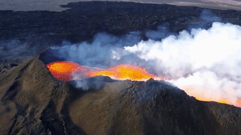 Крупнейший вулкан на Земле просыпается — что с нами будет?
