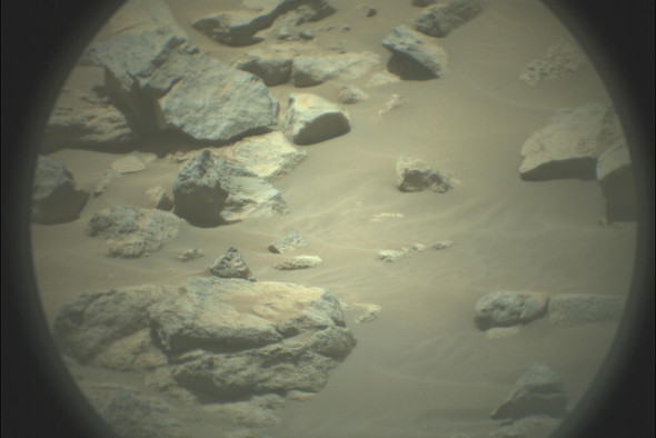 Perseverance начал искать жизнь на Марсе — на дне древнего озера нашлись странные камни