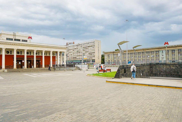 На севере Москвы благоустроили Московскую аллею и площадь возле станции метро «Динамо»
