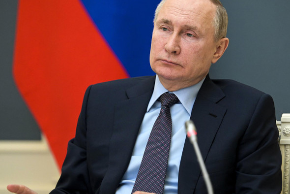 Путин заявил, что в его окружении несколько десятков человек заболели ковидом. Главное