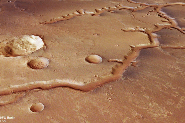 Как на Марсе сформировались речные долины?