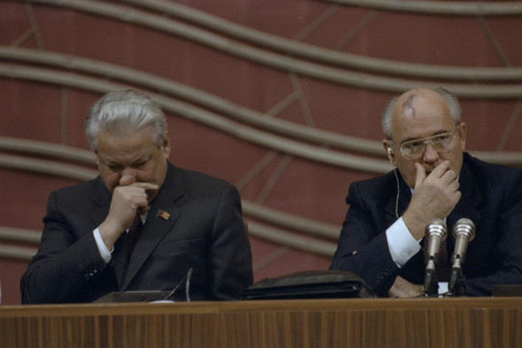 30 лет назад СССР прекратил свое существование. Так кто его все-таки развалил?