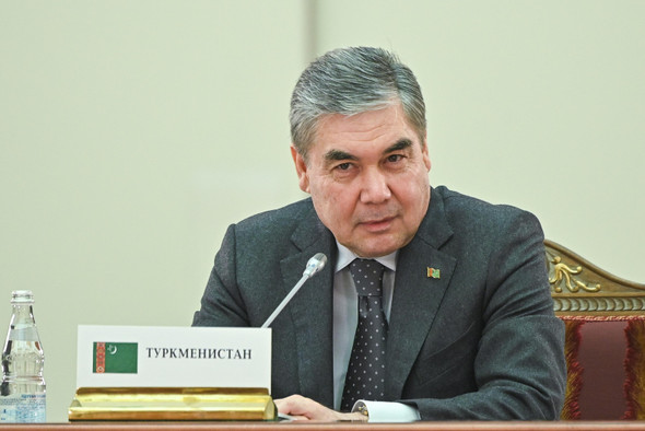 Политик, мыслитель и спортсмен: Гурбангулы Бердымухамедов уходит в отставку