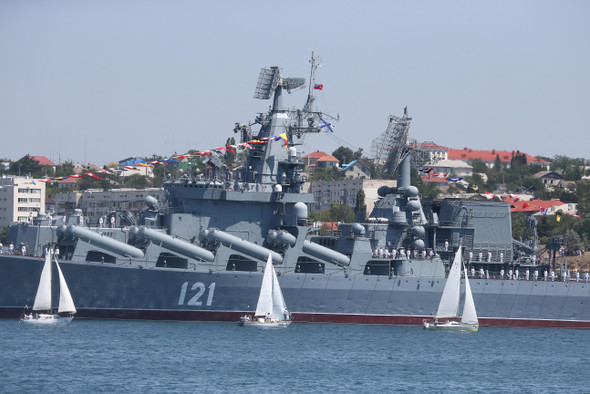 В Черном море затонул российский крейсер «Москва». Как это скажется на спецоперации?