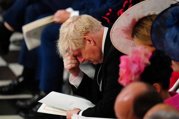 Вопрос недоверия: британские депутаты потребовали отставки Бориса Джонсона