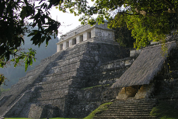 Лестница в небо и врата в подземный мир: какие сокровища скрывают пирамиды майя