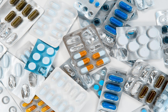 Лабиринты с лекарствами и просрочка: как нас обманывают в аптеках
