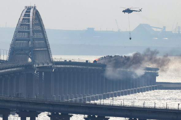 На Крымском мосту произошел взрыв. Главное