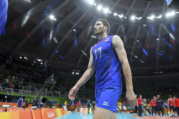 Российских волейболистов лишили Олимпиады. Что будет с другими спортсменами?