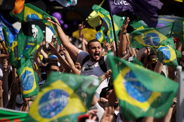 «Эхо вторжения в Капитолий»: что происходит в Бразилии?