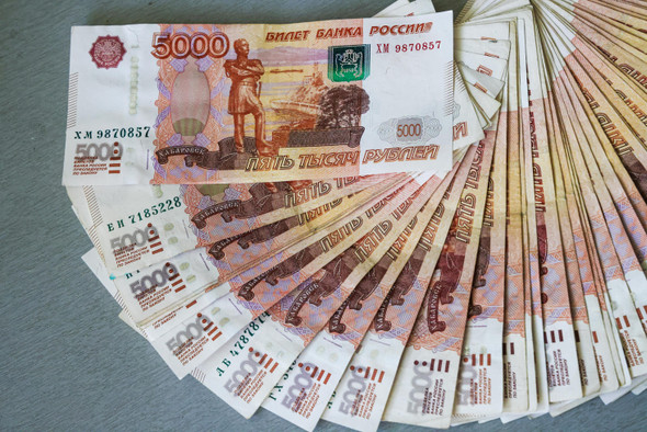 «Зажравшаяся» Москва и доходный Сахалин: как формируются региональные бюджеты?