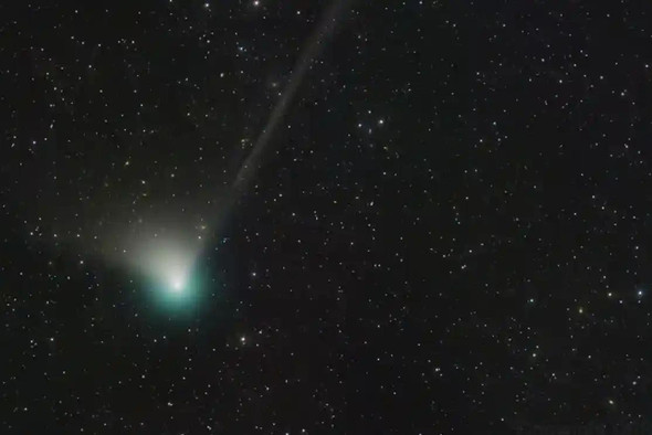 Гостья из каменного века: впервые за 50 тыс. лет к Земле приблизится редкая зеленая комета
