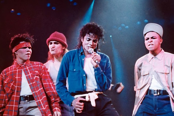 От лунной походки до прав темнокожих: как Майкл Джексон изменил музыку, шоу-бизнес и мир