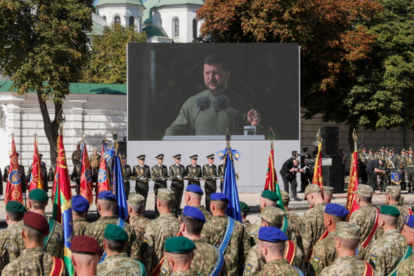 На Украине могут объявить тотальную мобилизацию. Для чего?