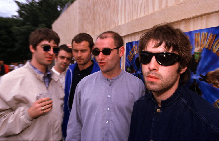 Oasis в 1997 году/imago images/POP-EYE/TASS