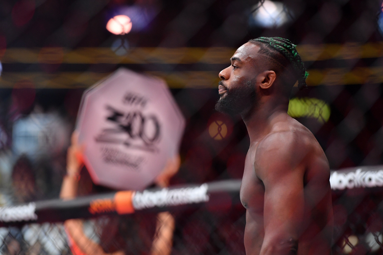 Экс-чемпион UFC в легчайшем весе Алджамейн Стерлинг. Фото: Mikael Ona/Zuma/TASS