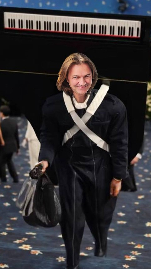 Коллаж с Дмитрием Маликовым. Фото © официальный Telegram-канал Дмитрия Маликова dmitry_malikov_official