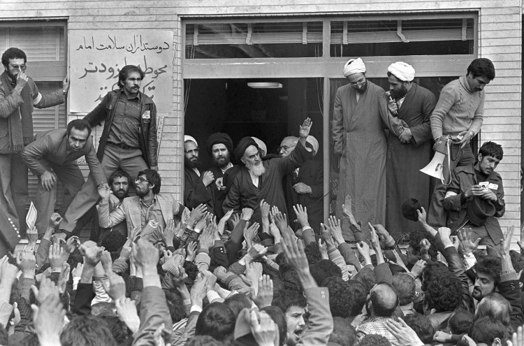 Рухолла Хомейни в Тегеране, 1979 год. Источник: AP/ТАСС