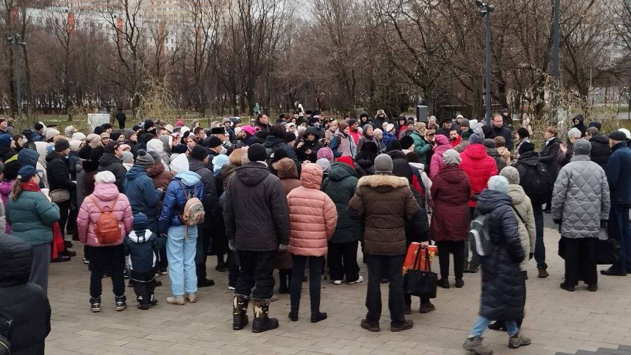 Народный сход 1 декабря/Telegram-канал «Перово - родина леших»