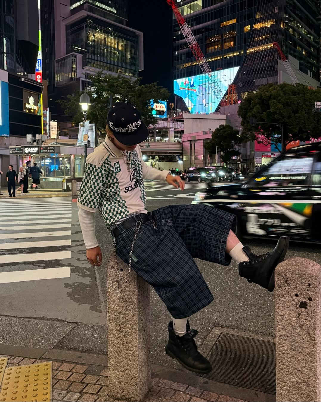 Стиль Japandi на улицах Токио. Фото © Instagram (признан экстремистской организацией и запрещен на территории Российской Федерации) / syunya_ppppp